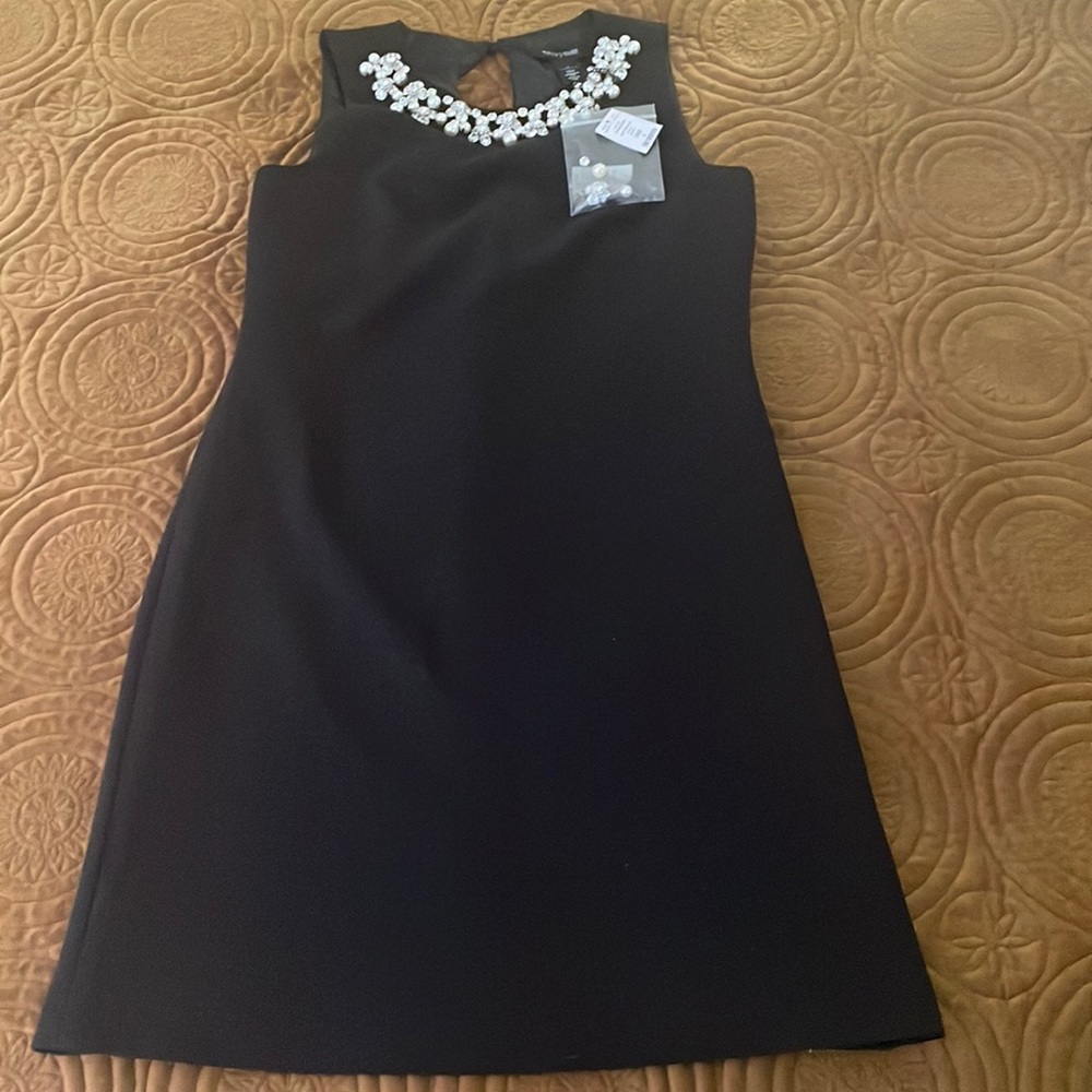 WHITE HOUSE BLACK MARKET JEWELED DRESS
